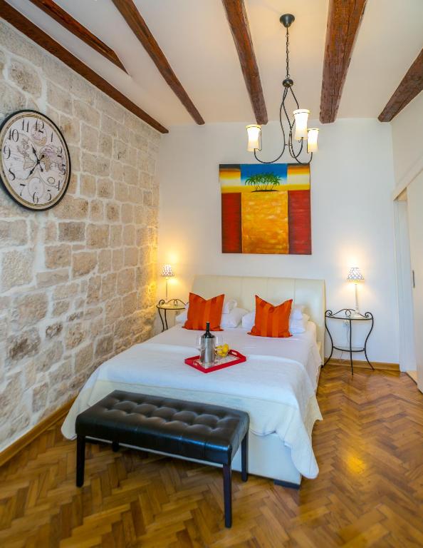 Hotel Kanavelic Place