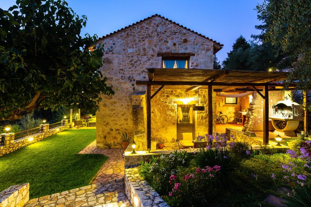 Traditional Stone Villa with Pool