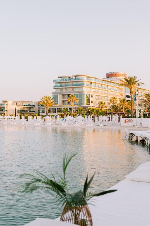 Sueno Hotels Deluxe Cesme