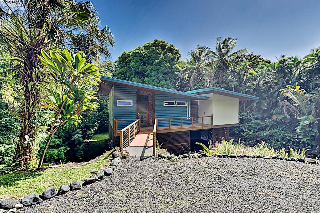 Tranquil Island Getaway