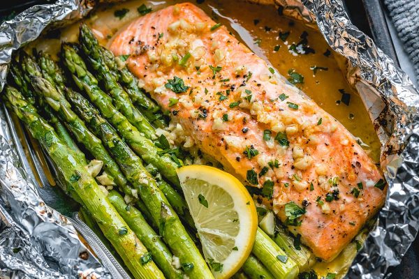 Salmon and Asparagus Foil Packets