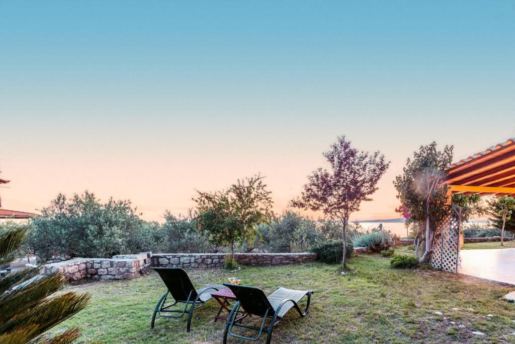 Secluded Retreat near the Beach