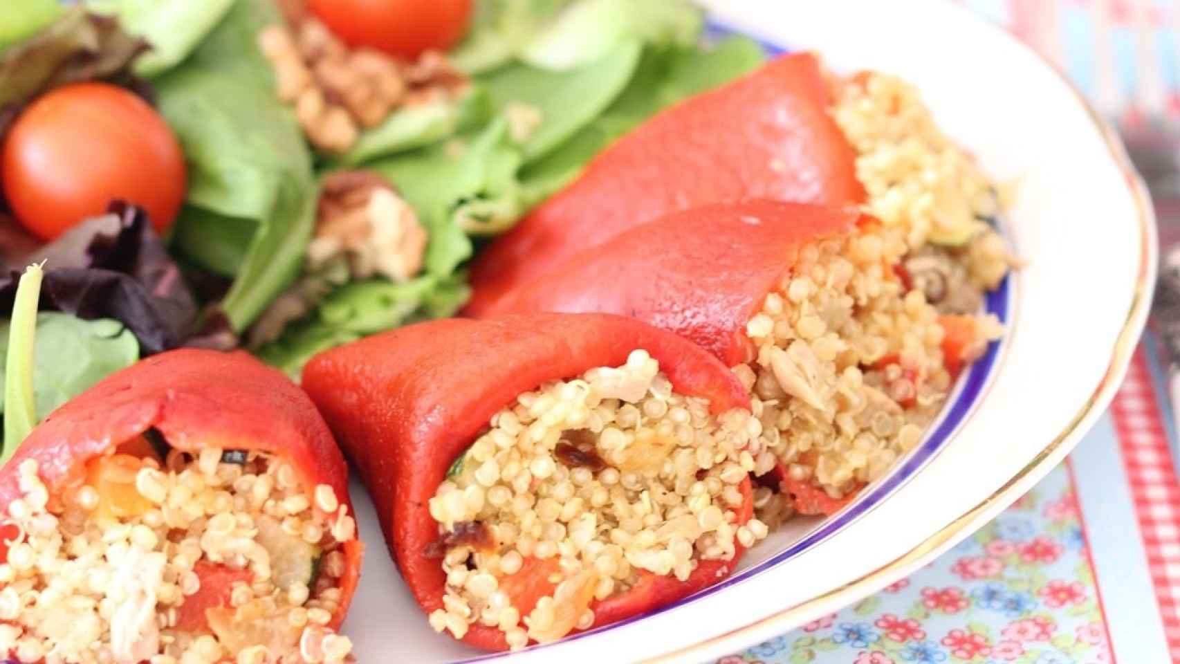 Pimientos del piquillo rellenos de quinoa