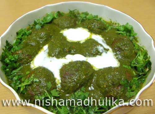 Malai Kofta with Spinach Gravy