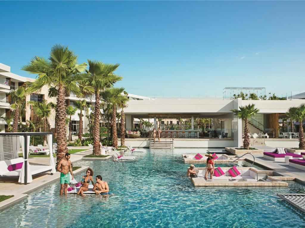 8. The Breathless Riviera Cancun Resort & Spa