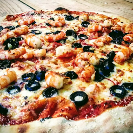 Pizza Marinara con champiñones y queso de cabra