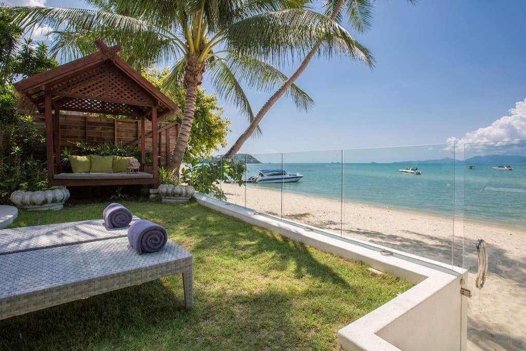 Beachfront Villa with Private Pool