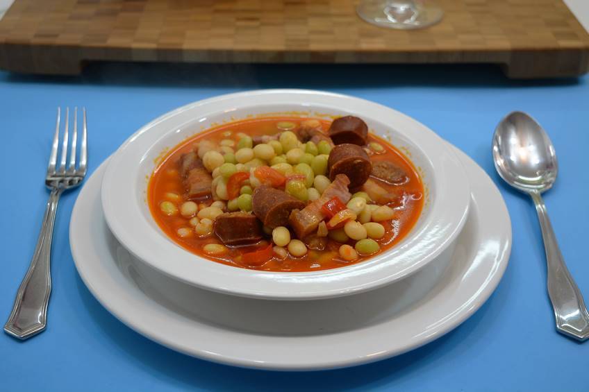 Receta de pochas con chorizo #6
