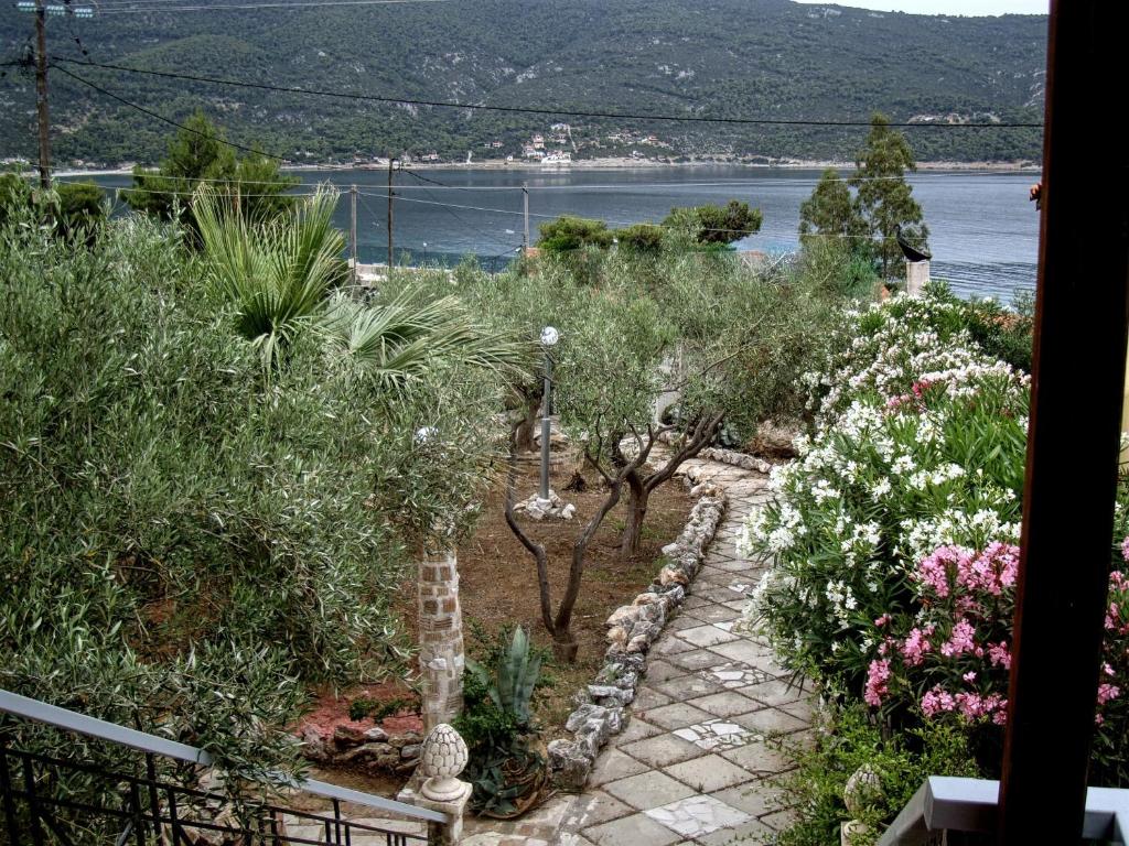 Rustic Cottage by the Sea
