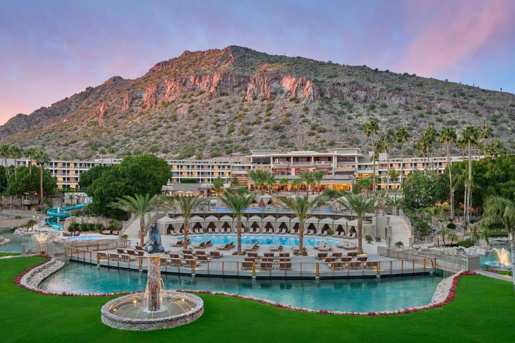 10. The Phoenician, a Luxury Collection Resort