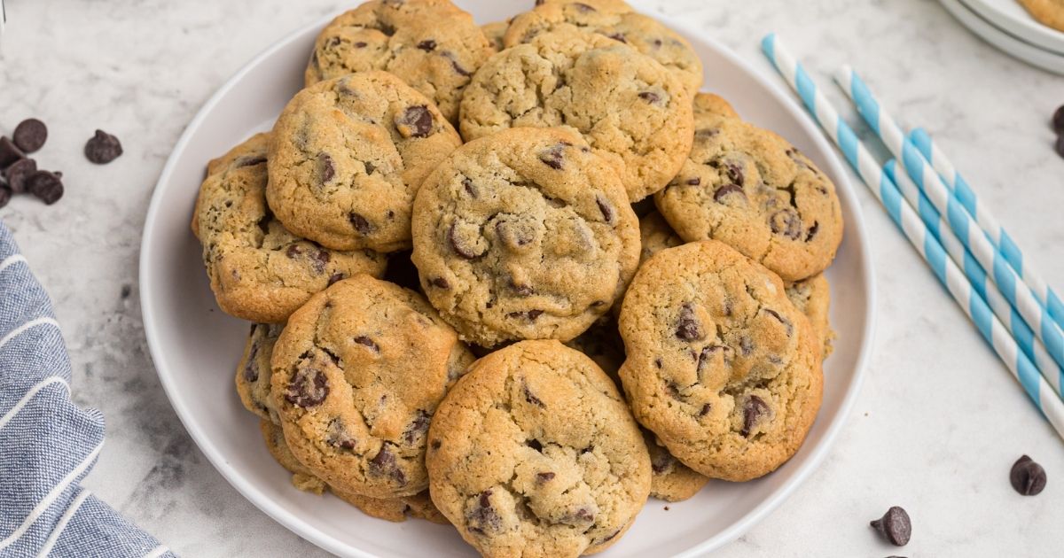 Air Fryer Chocolate Chip Cookies