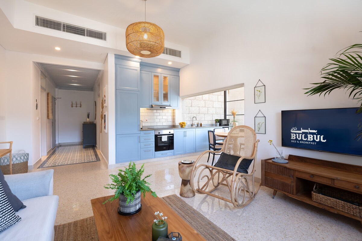 Charming Traditional Apartment in Amman's Old Town