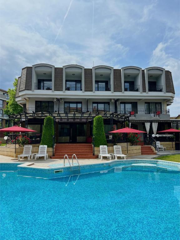 Family Paradise Hotel