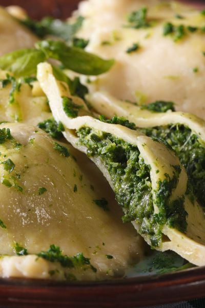Raviolis de pollo y espinacas