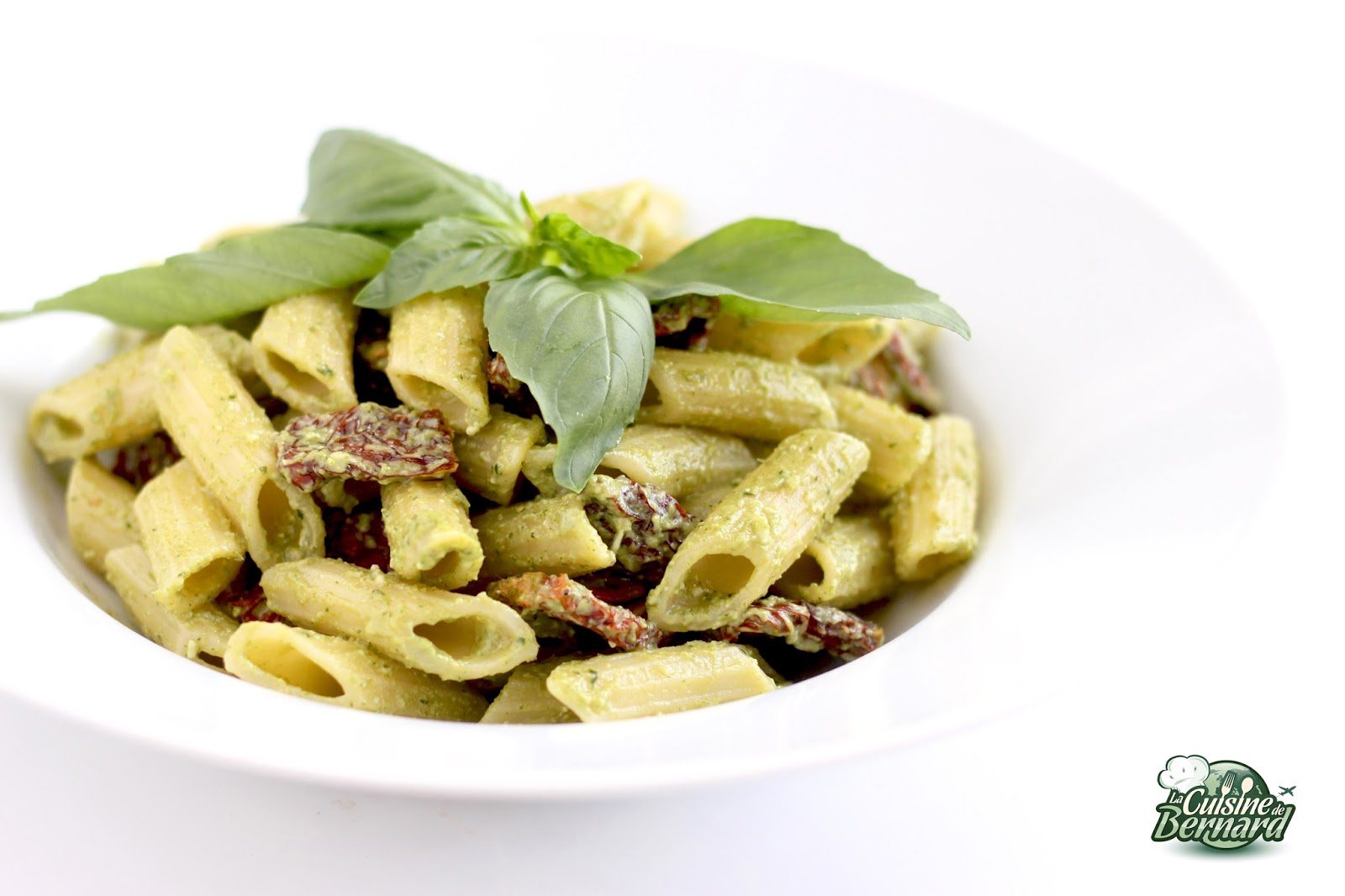 Trenette al Pesto con Tomates Secos