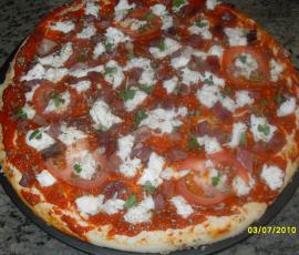 Pizza Margherita con masa de calabacín en Thermomix