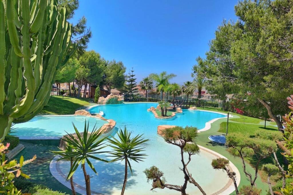 Spacious Villa with Outdoor Entertainment Area