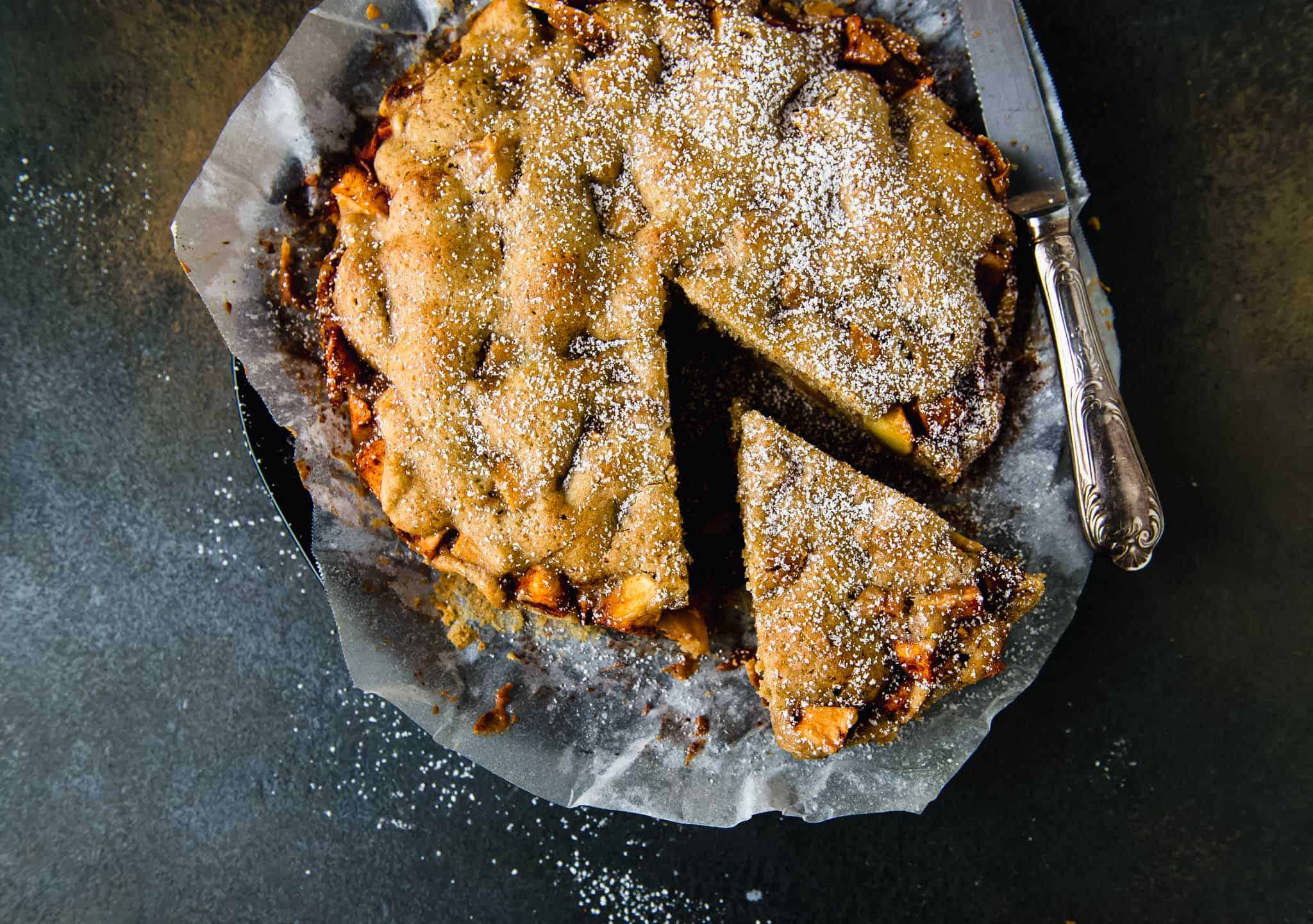 Cardamom and Apple Cake