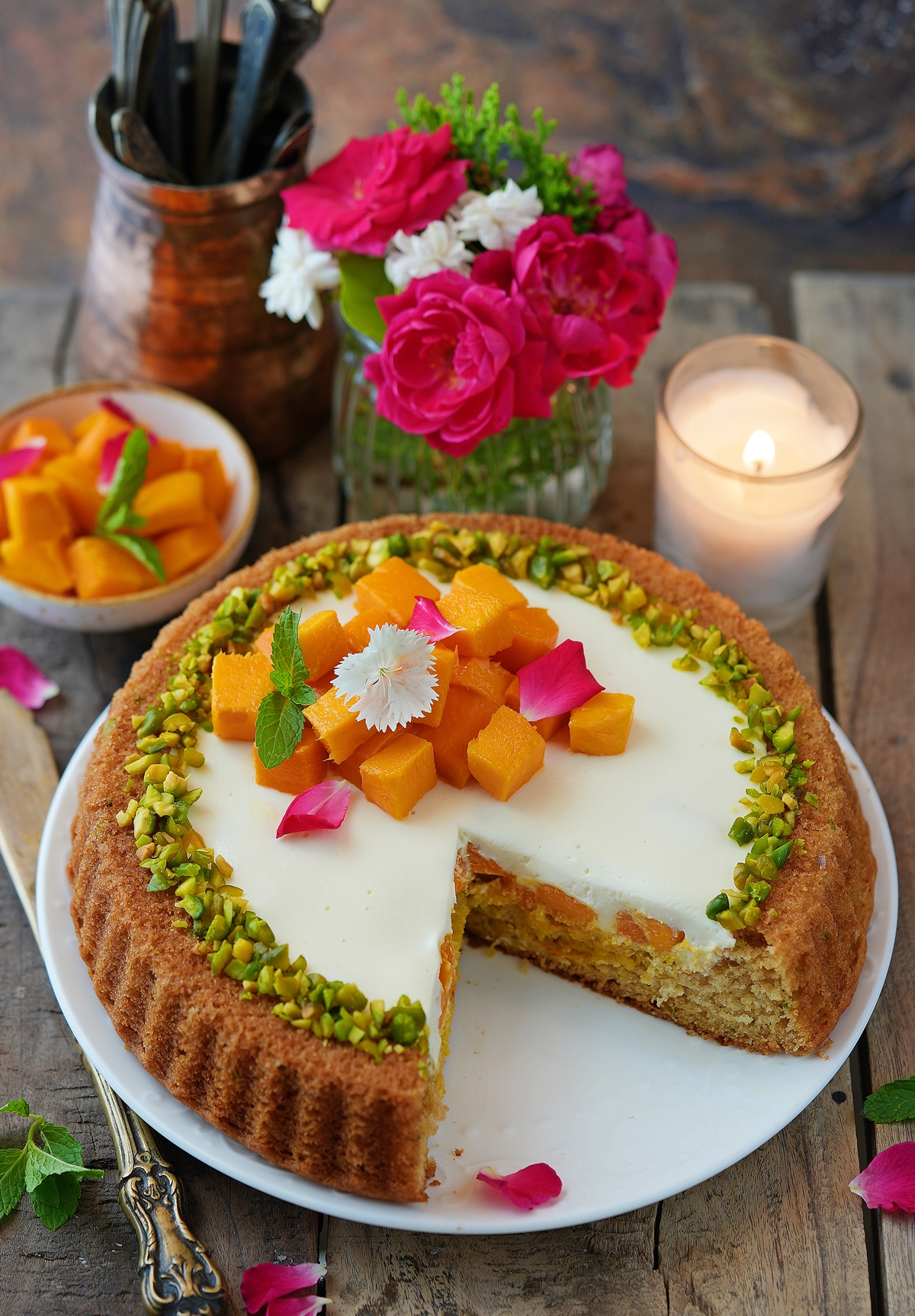 Mango and Pistachio Cake