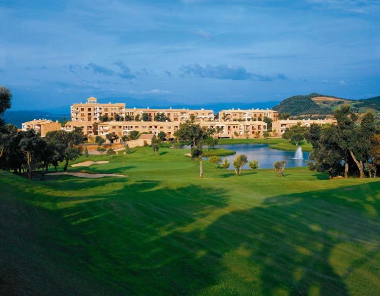 Palm Tree Resort