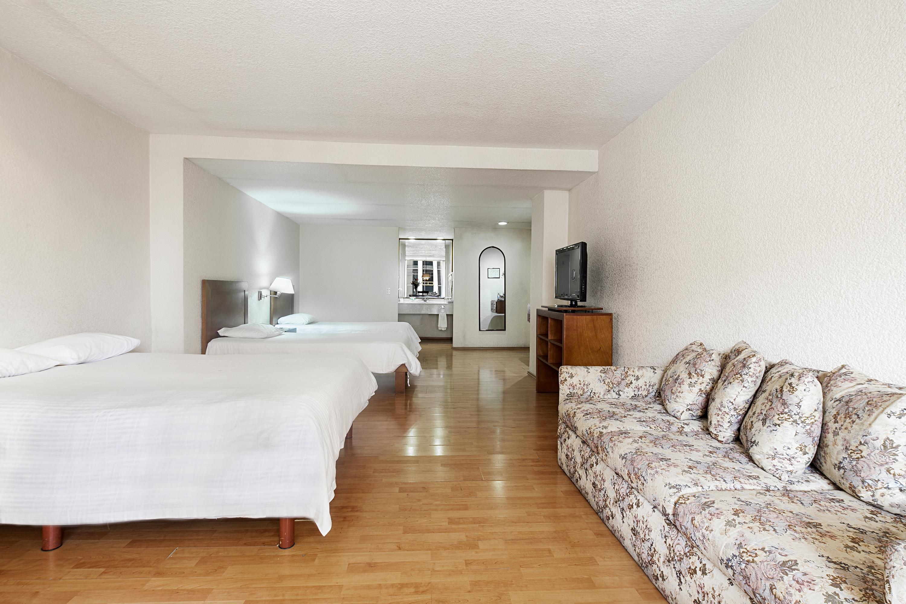 Hotel Exe Suites San Marino