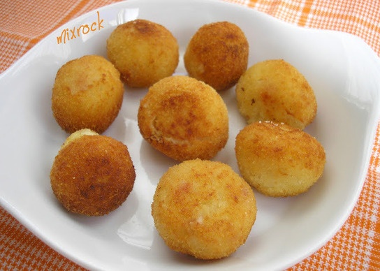 Croquetas de pollo con un toque de miel