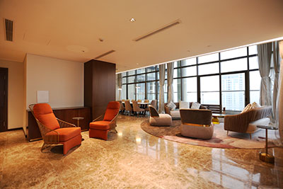 Riverside Apartment with Panoramic Views of the Red River