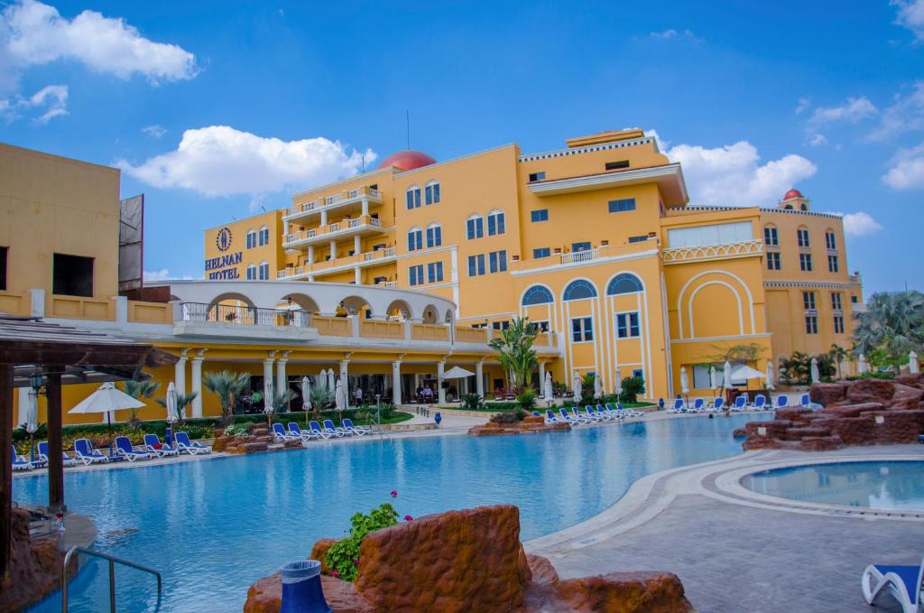 Dreamland Hotel
